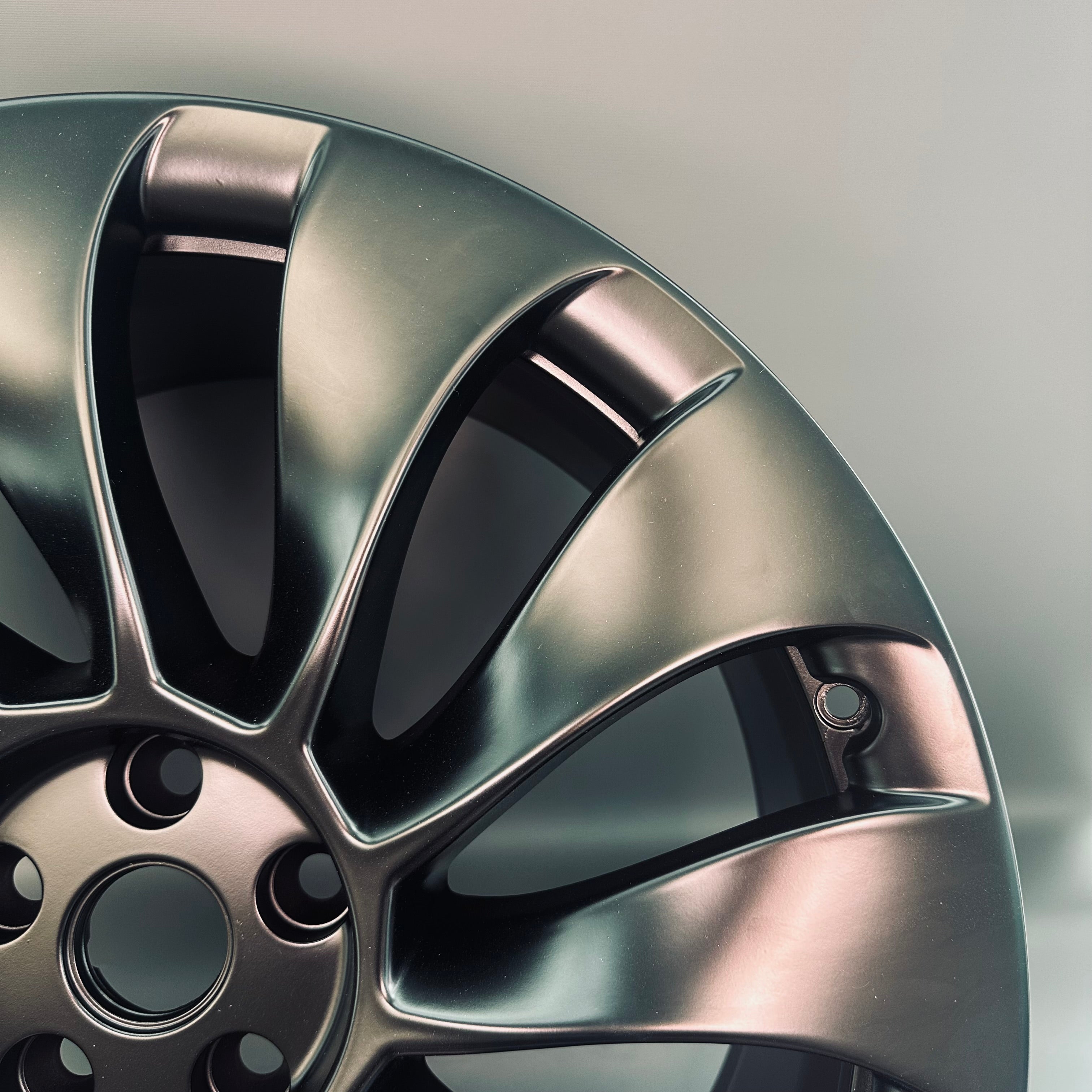 Tesla Model Y 21" Rim
