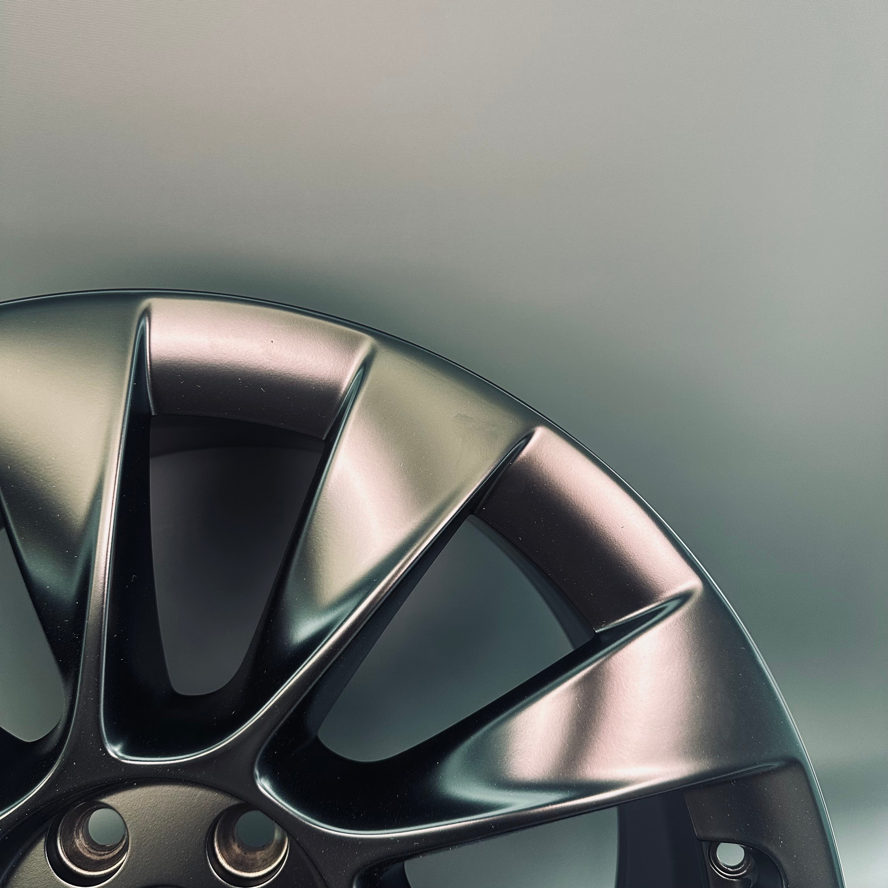 Tesla Model Y 20" Rim