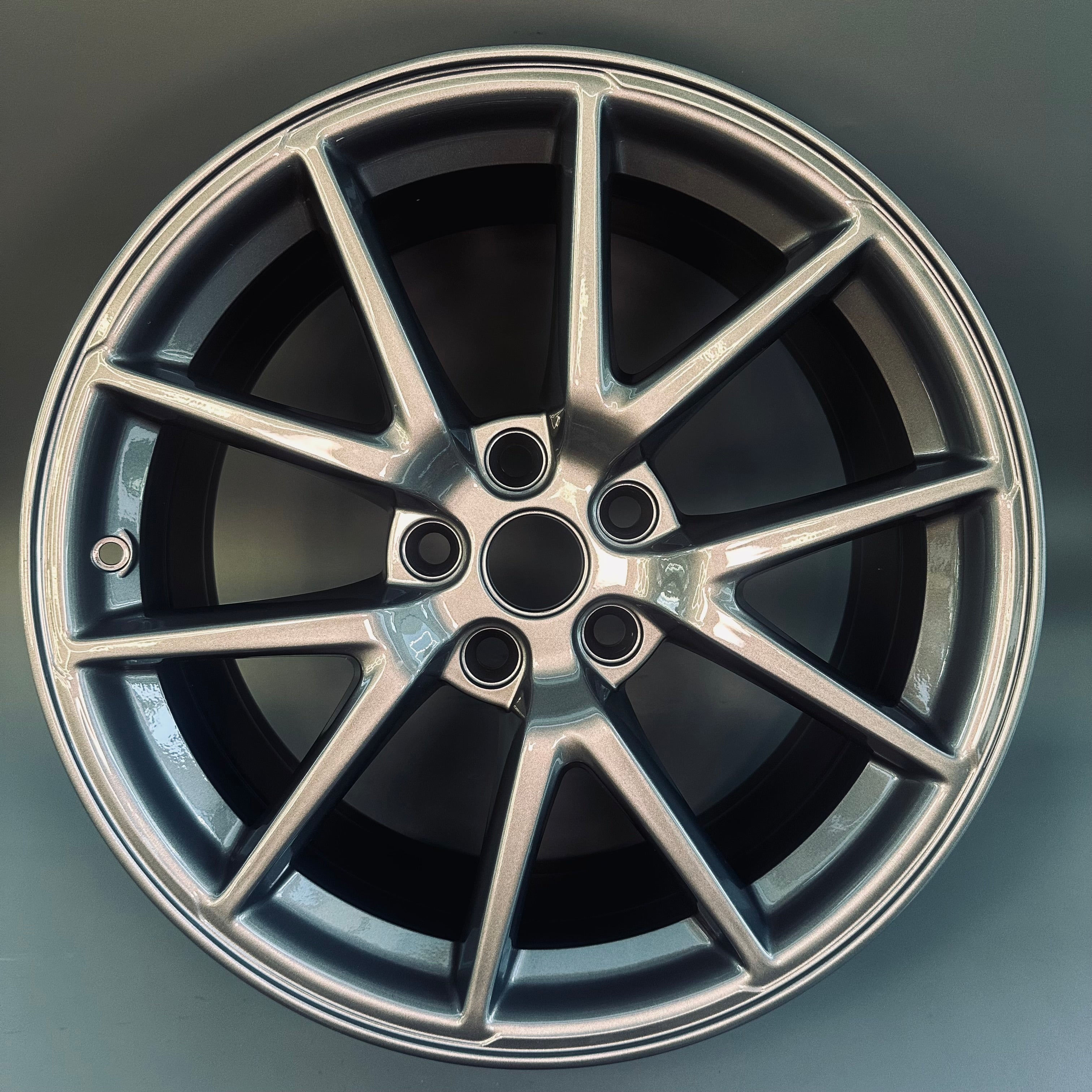 Tesla Model 3 18" Rim