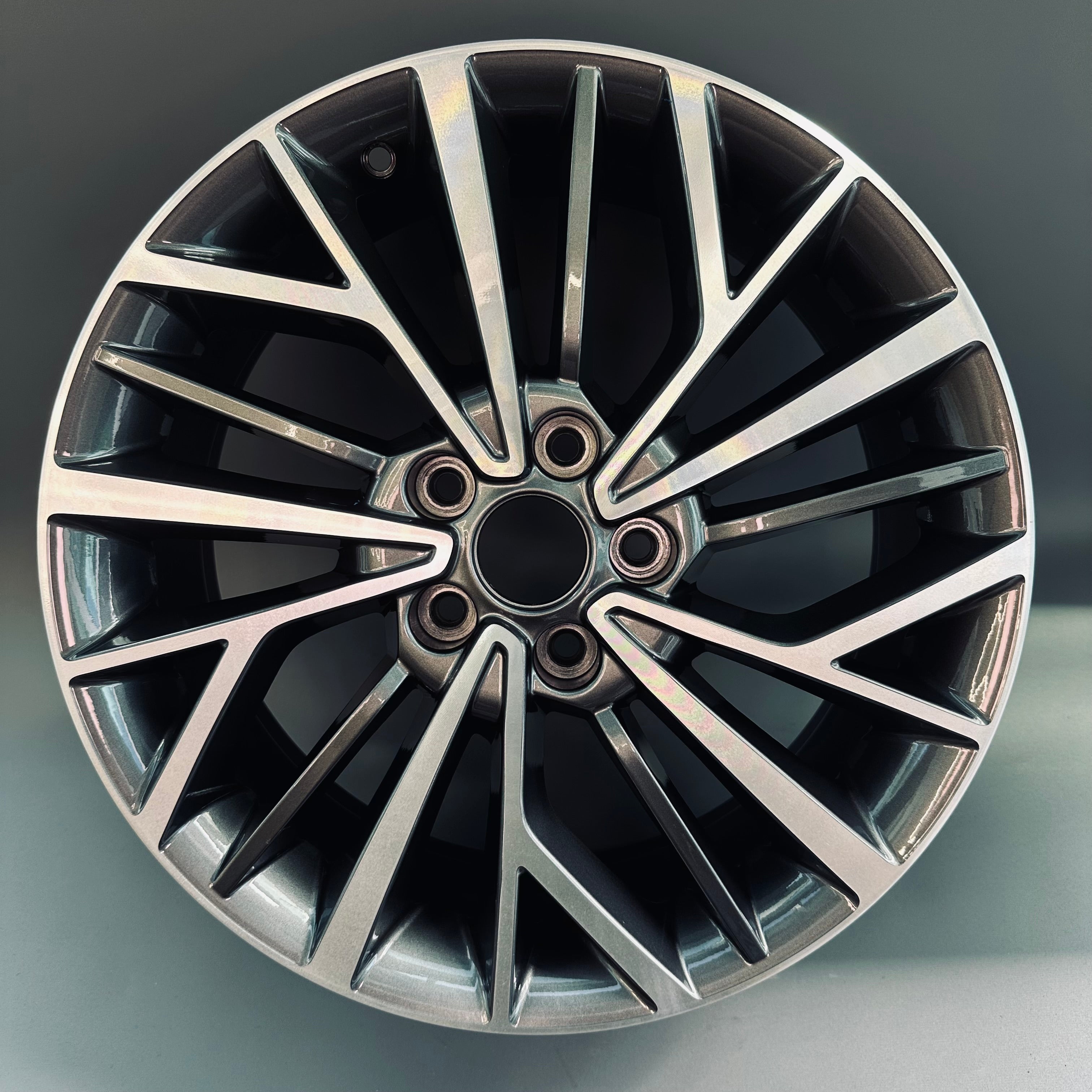 Hyundai Tucson 18" Rim