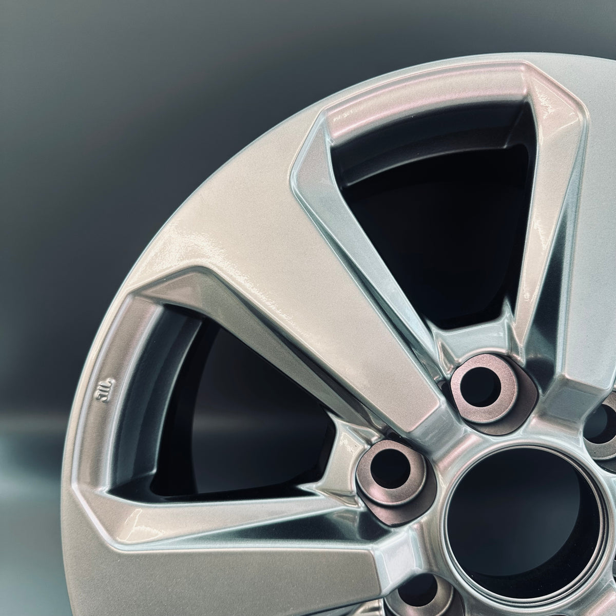 Toyota Land Cruiser 300 18" Rim