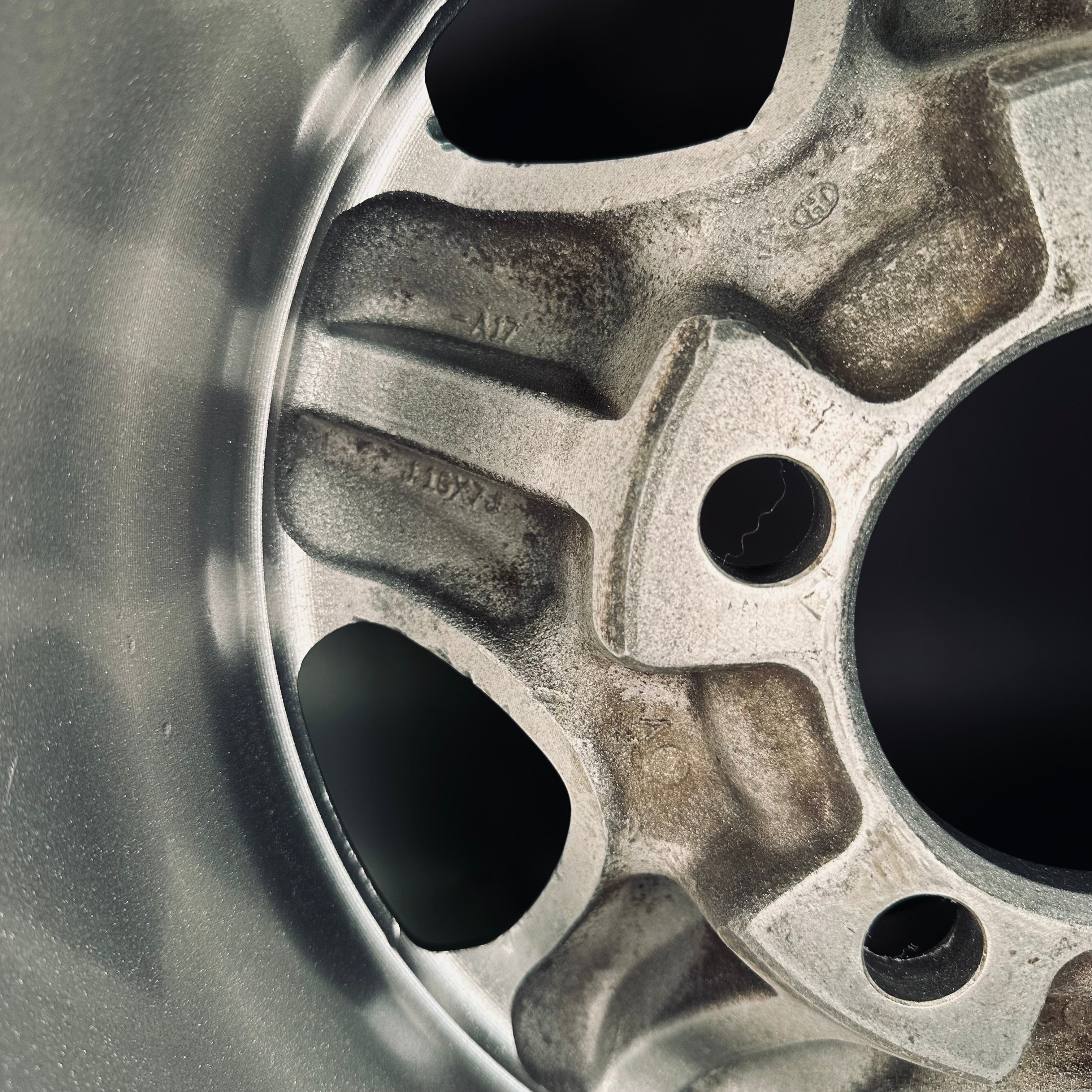 Toyota Land Cruiser 70 Series 16" Rim