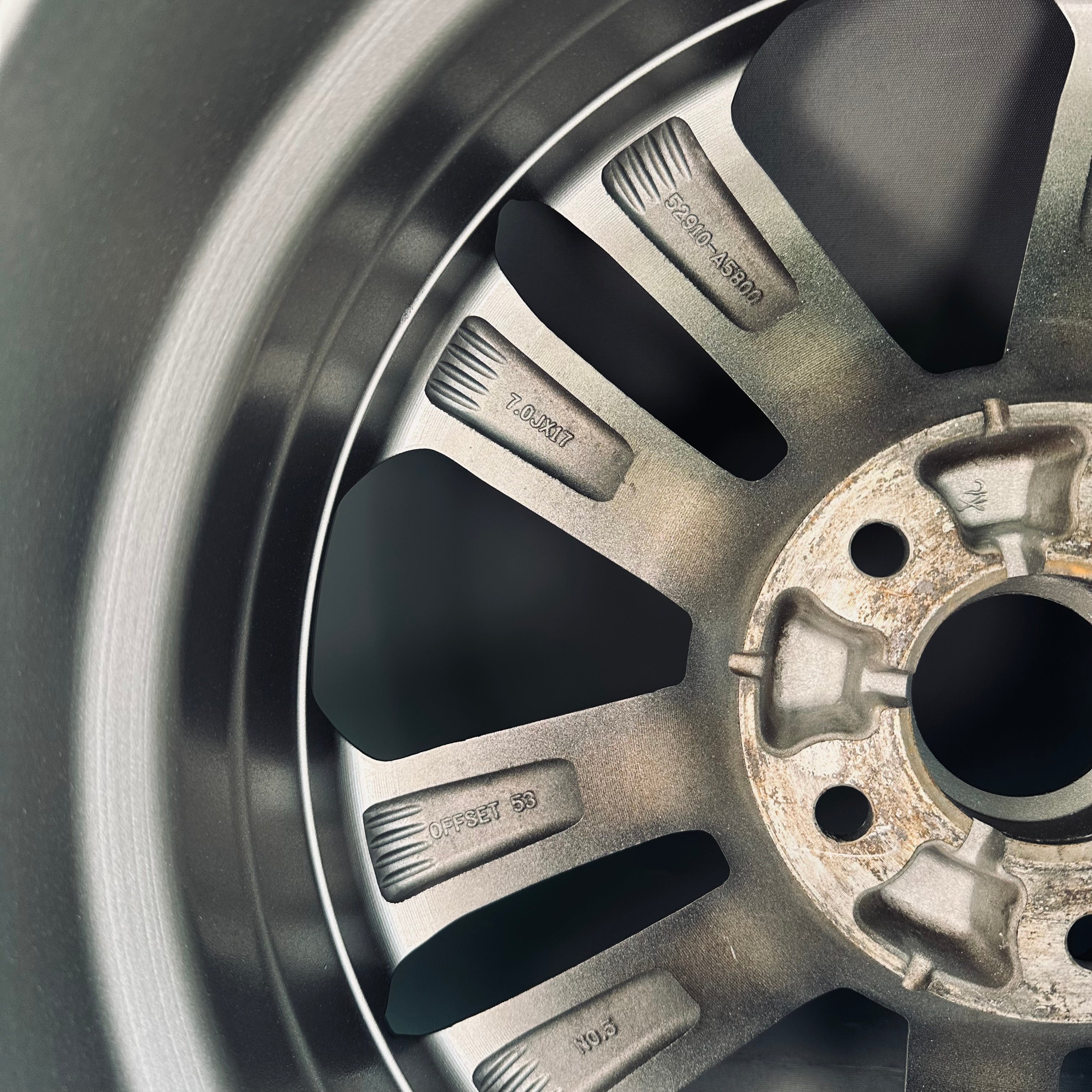 Hyundai Elantra 17" Rim