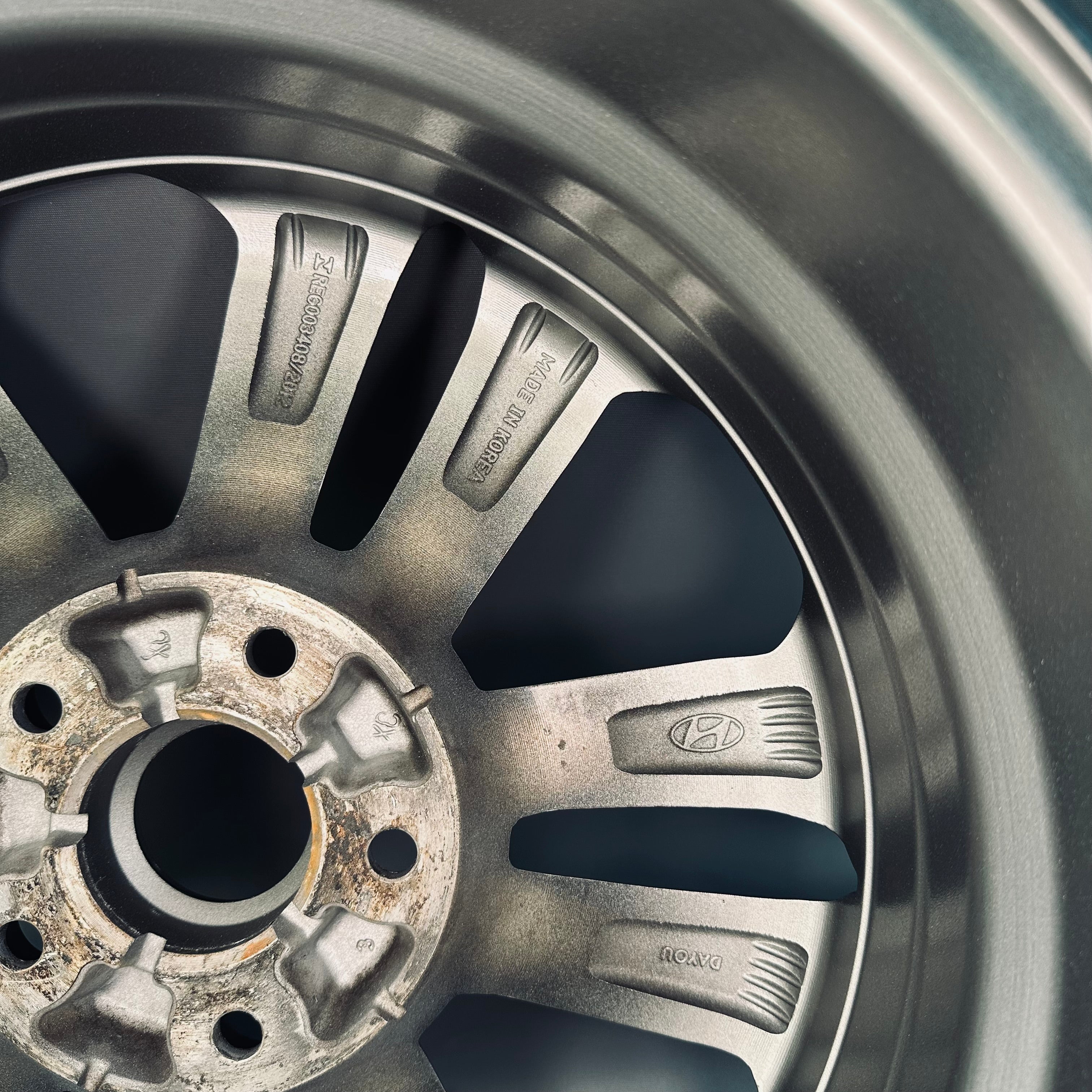 Hyundai Elantra 17" Rim