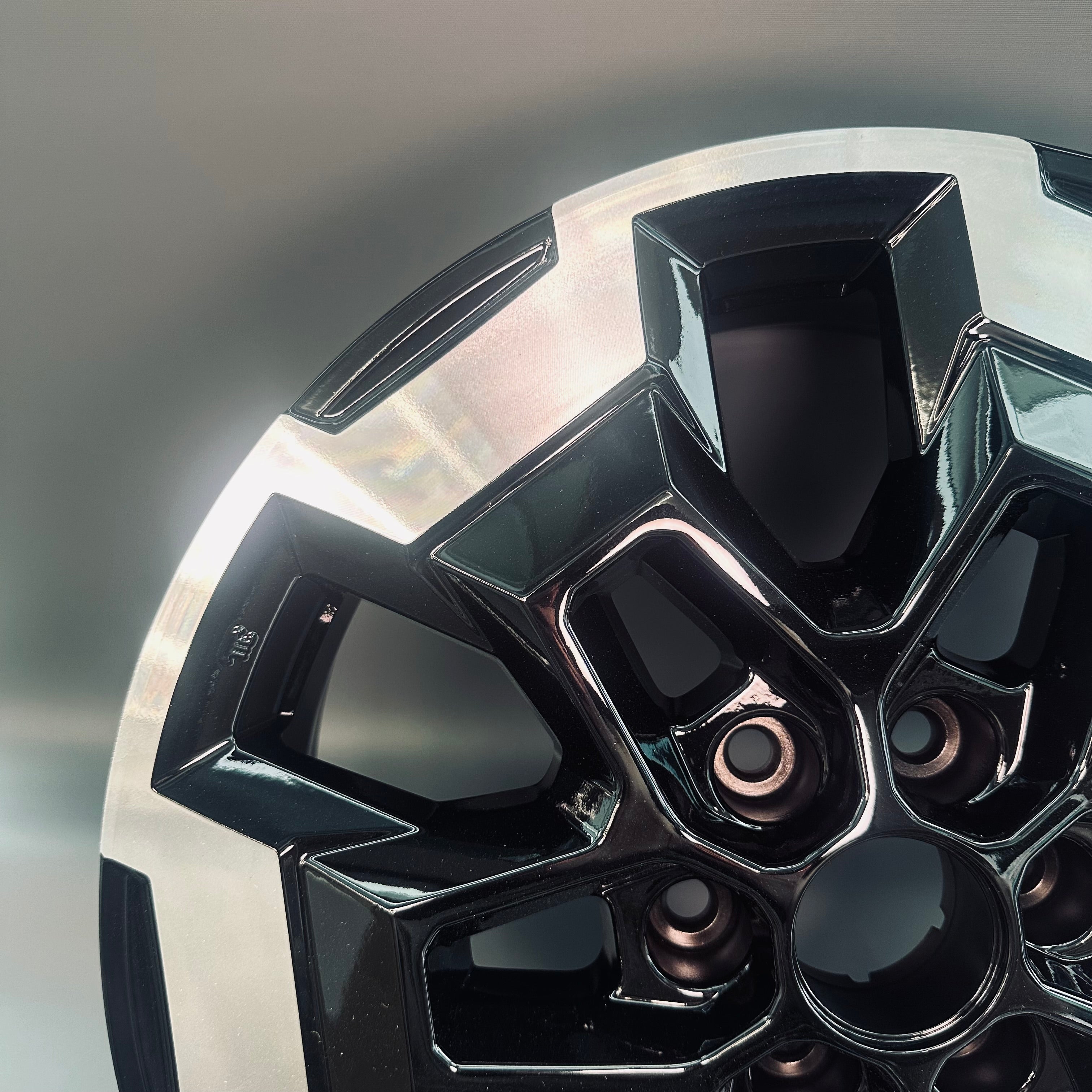 Nissan Navara 18" Rim