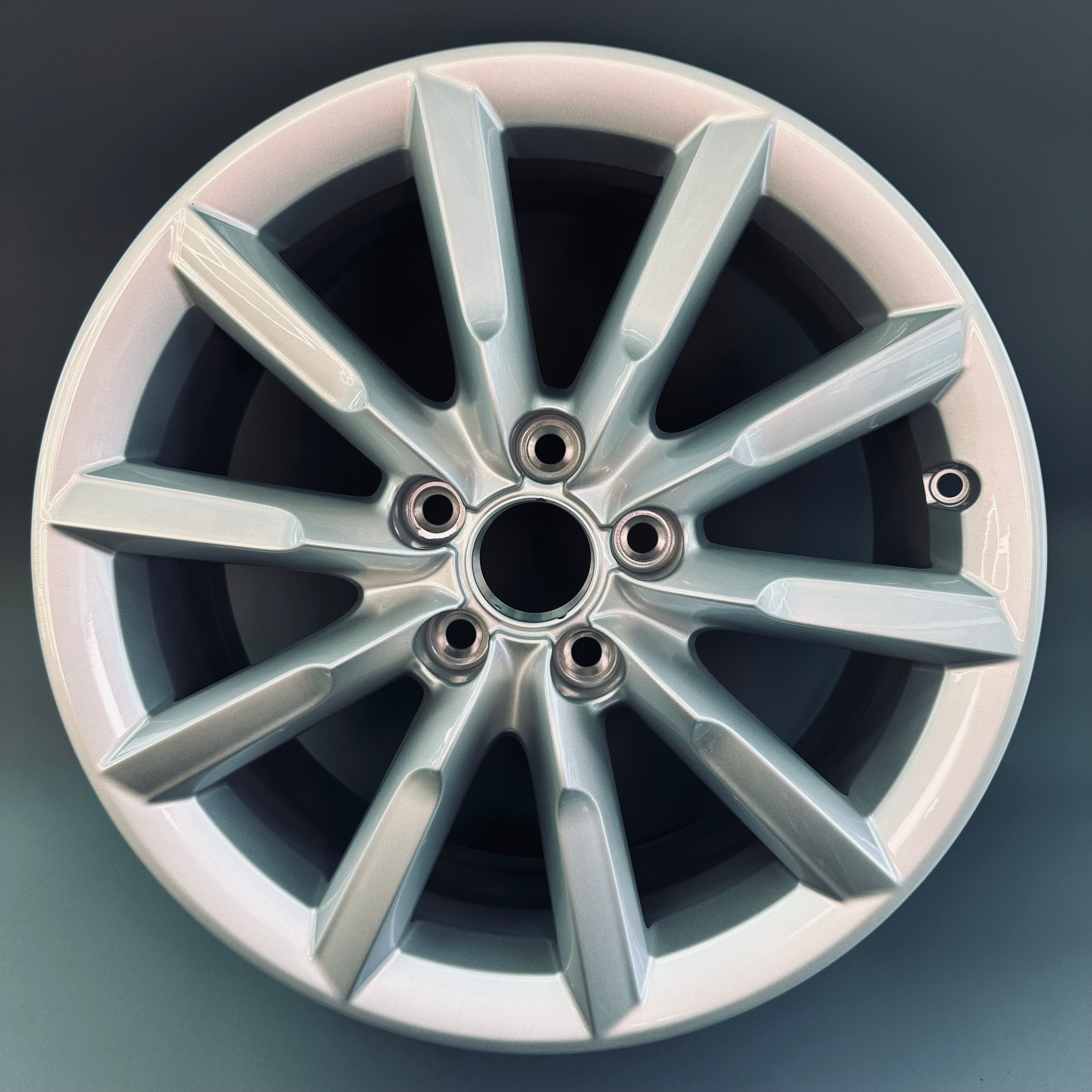 Audi Q3 17" Rim
