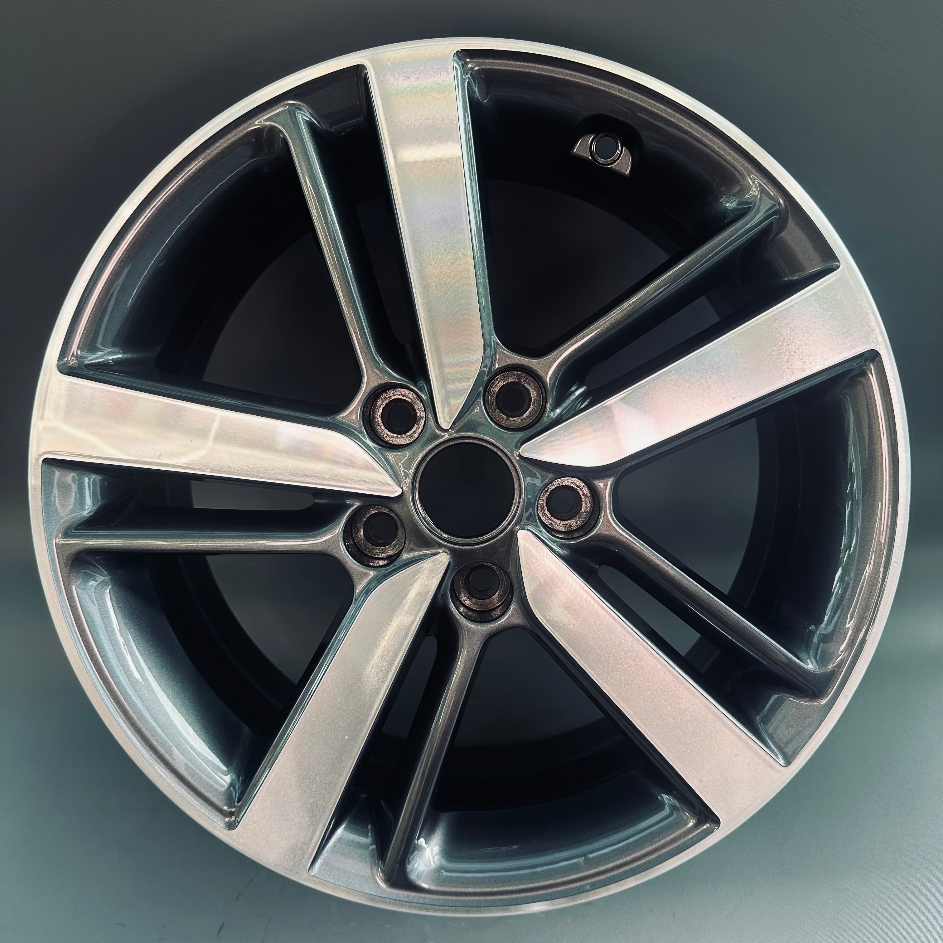 Kia Cerato 17" Rim