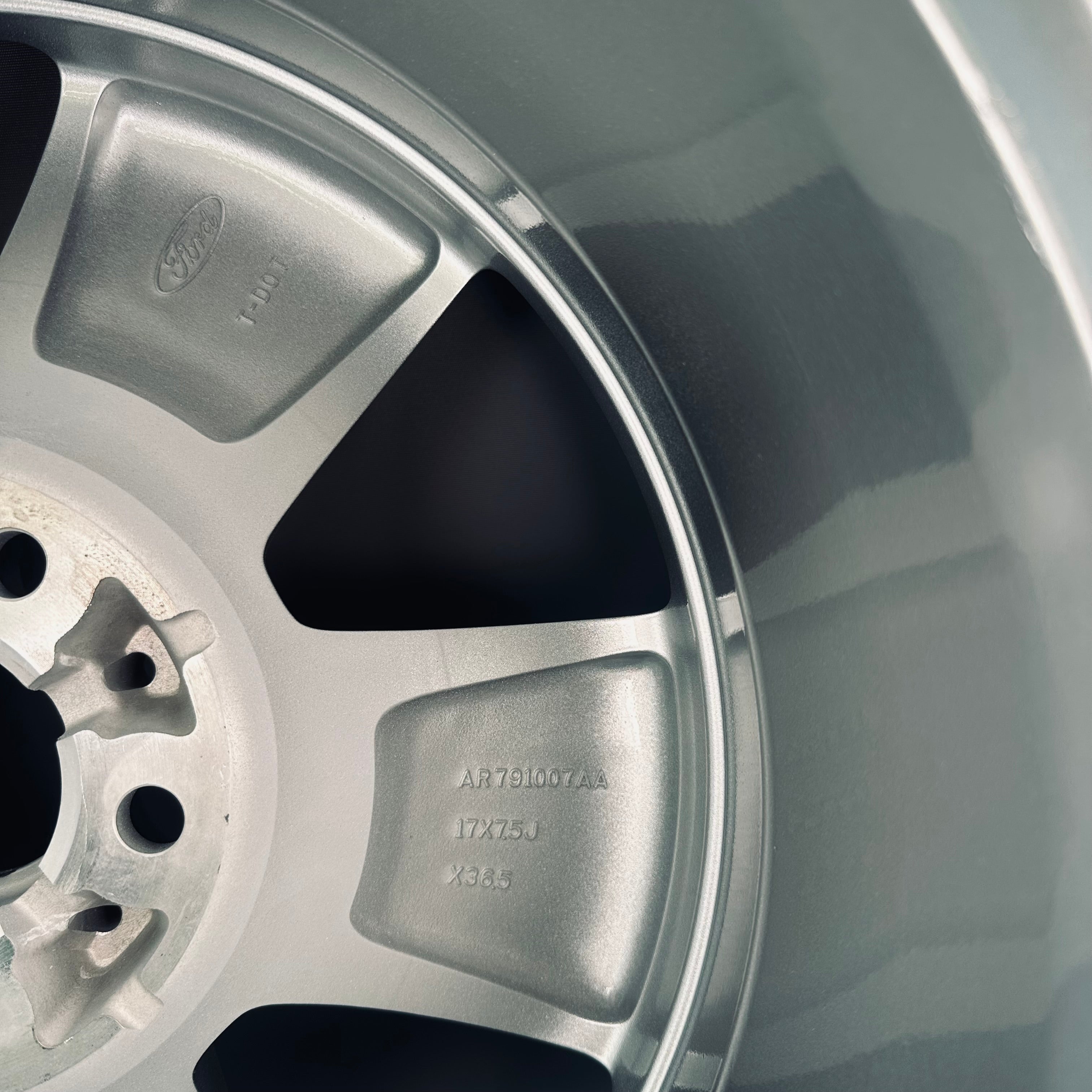 Ford Territory/Ranger 17" Rim