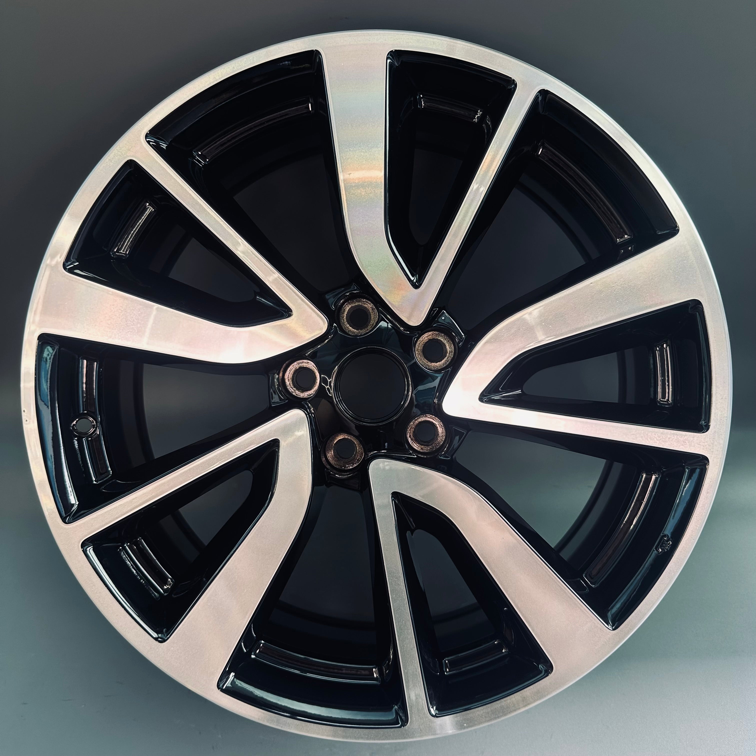 Nissan Qashqai 19" Rim