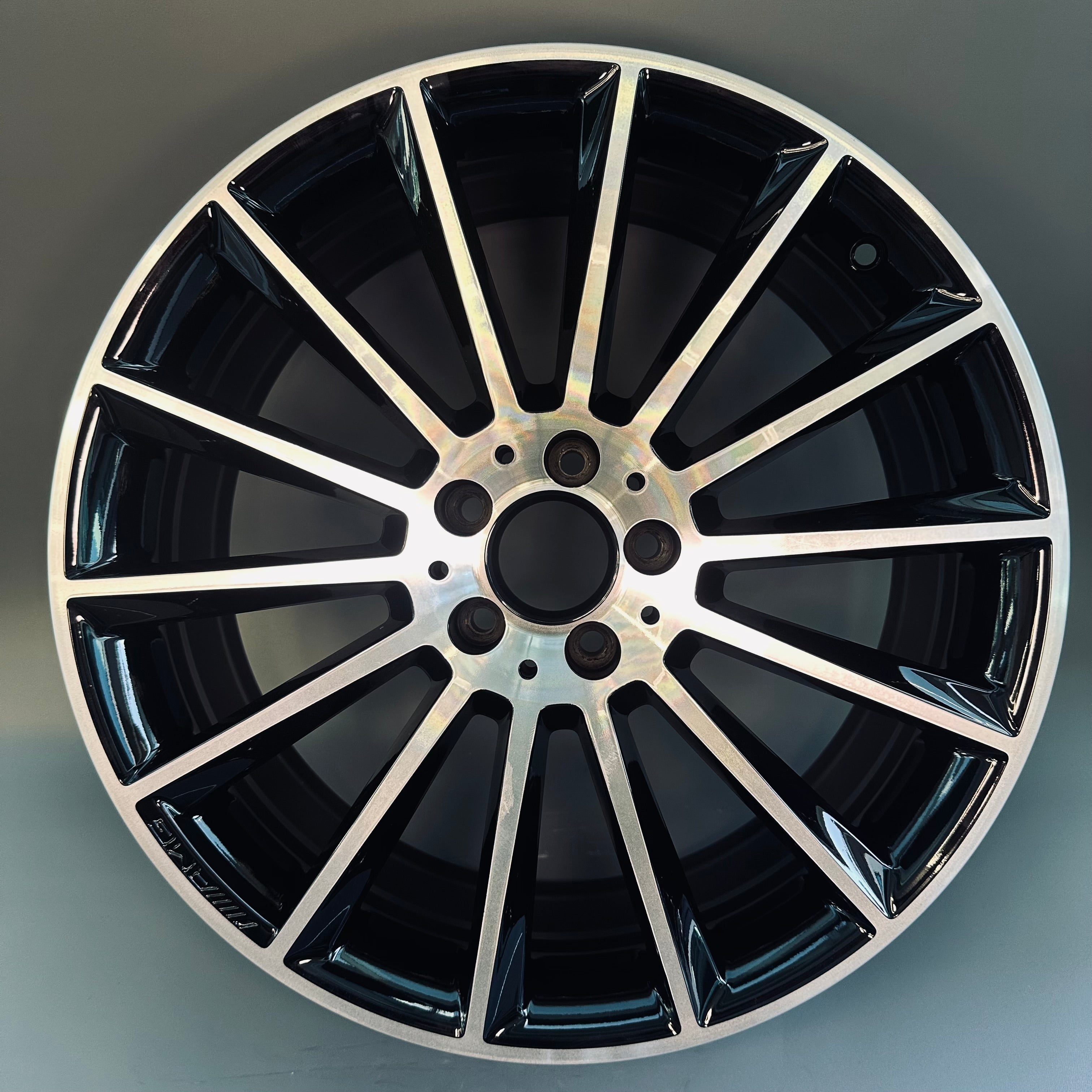 Mercedes-Benz E-Class 20" Rim