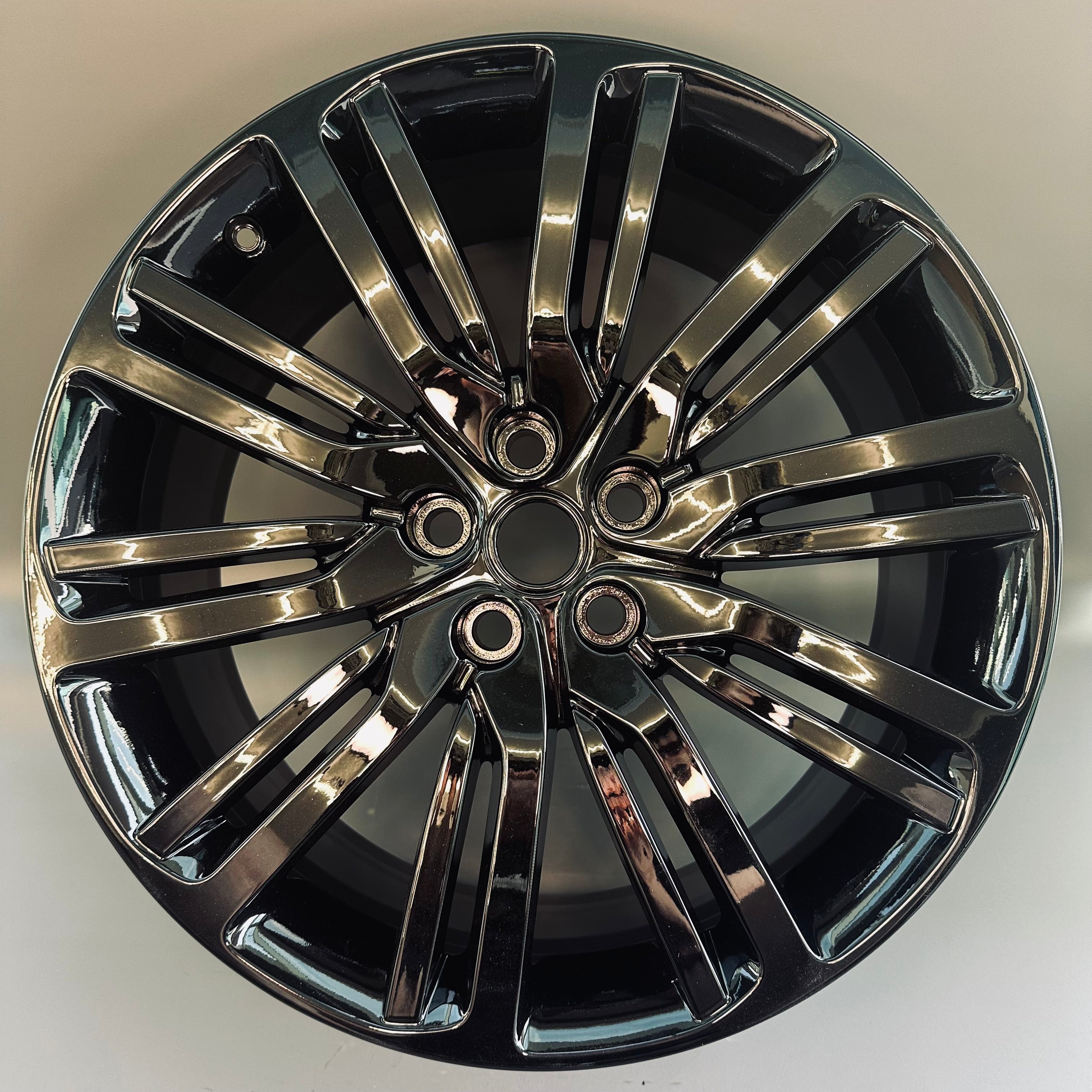Land Rover Discovery 21" Rim