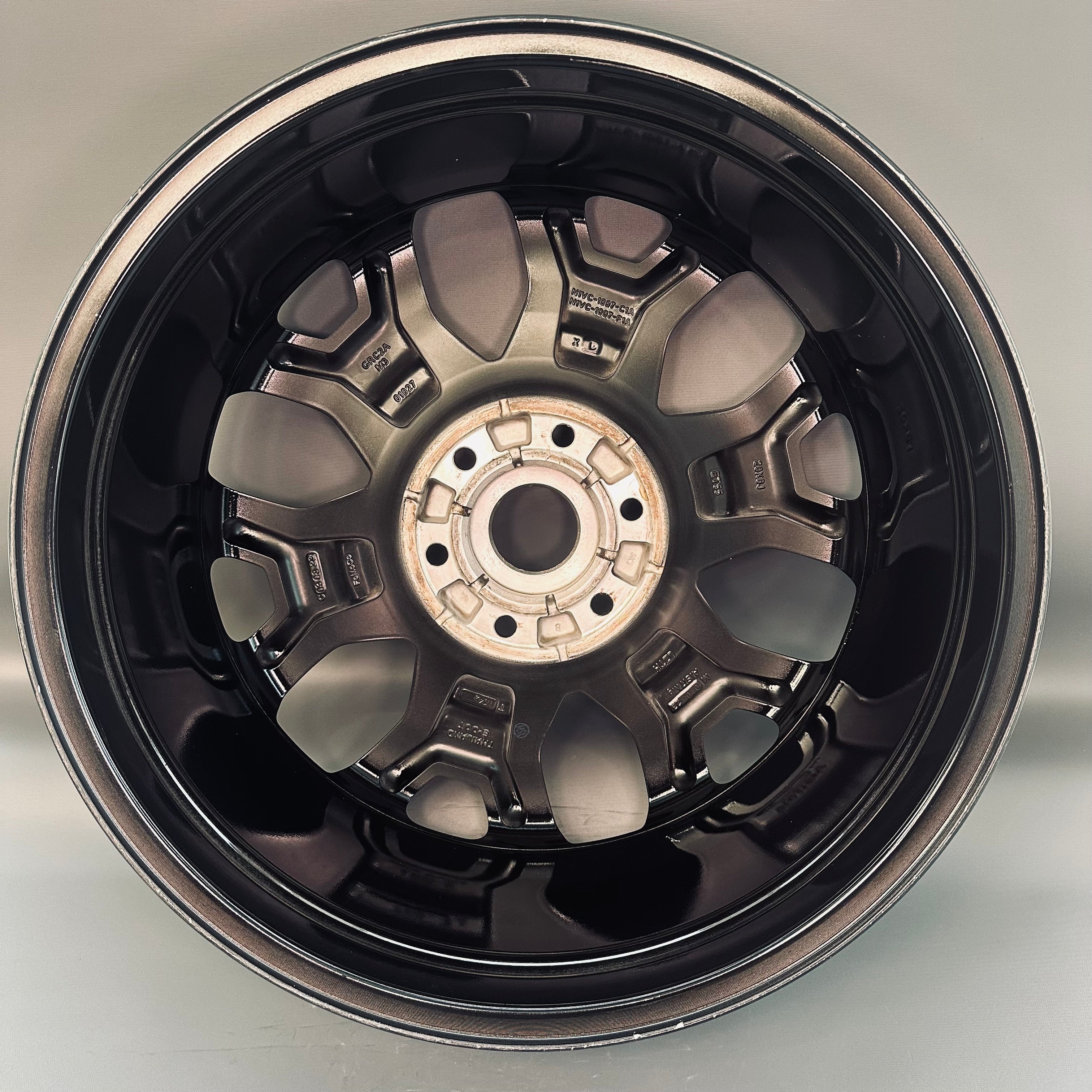 Ford Everest/Ranger 20" Rim