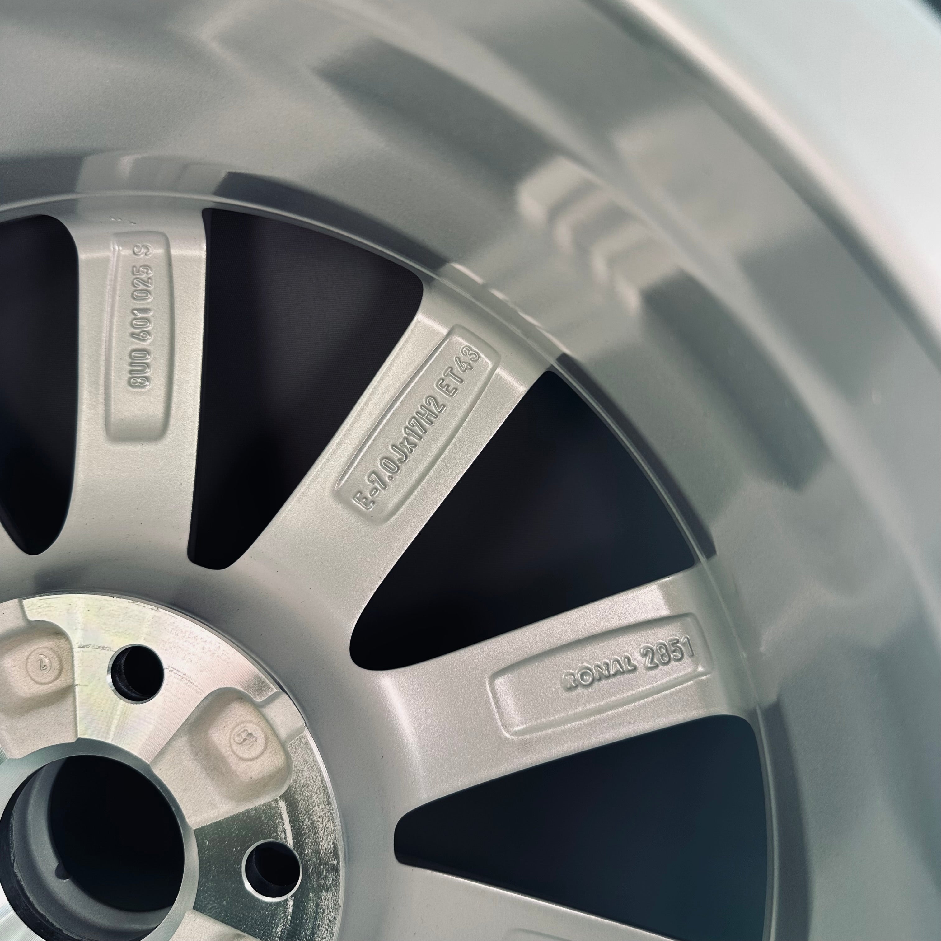 Audi Q3 17" Rim