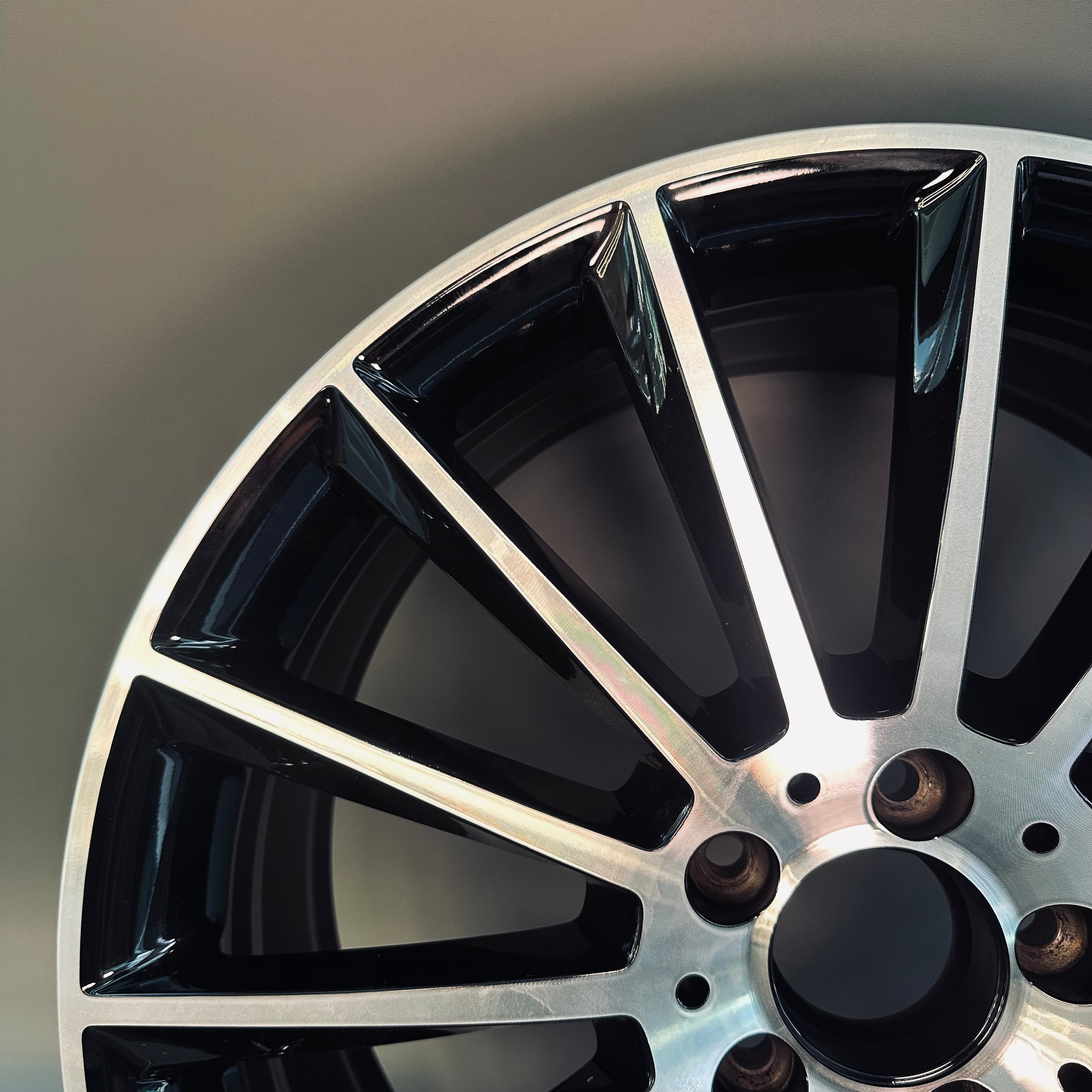 Mercedes-Benz E-Class 20" Rim