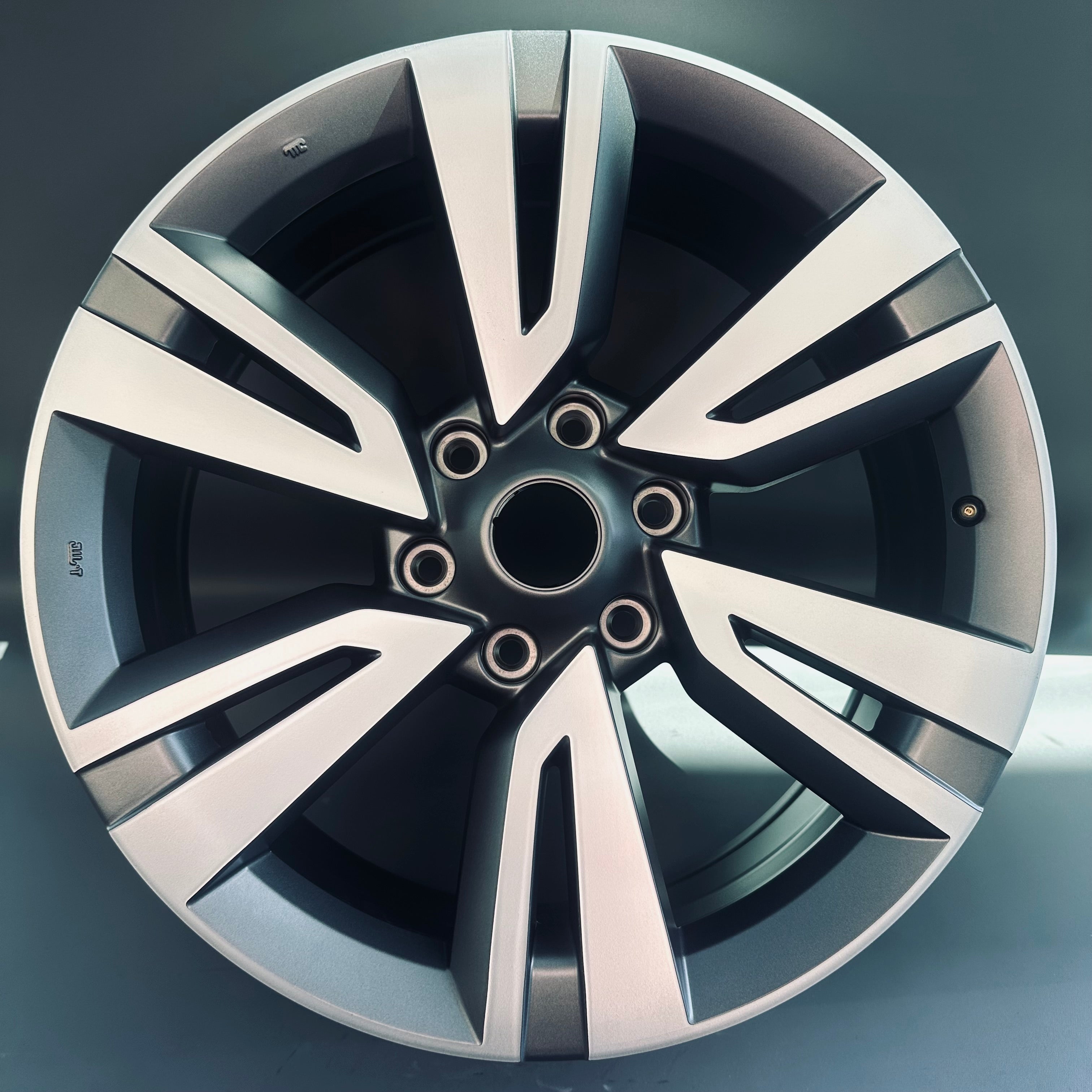 Isuzu Mu-X 20" Rim